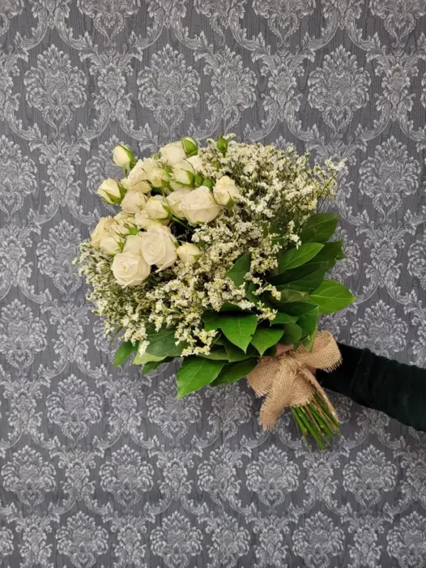 Bukiet-Letycja-700x933